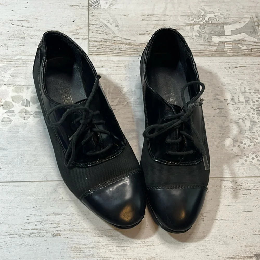 Barclay Men’s Black Dress Shoes Size 4